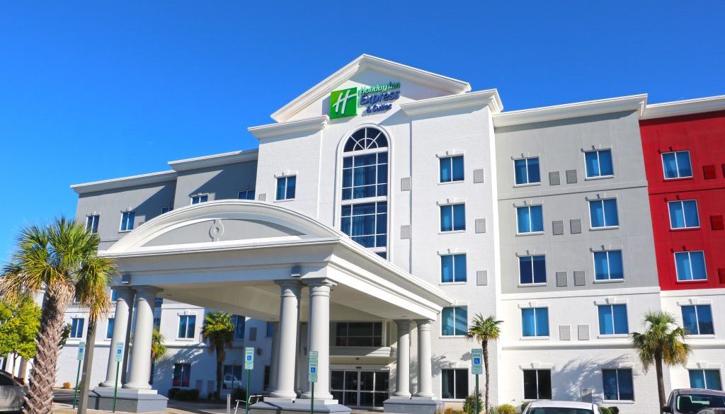 Holiday Inn Express and Suites Fort Jackson - Lake Murray Country