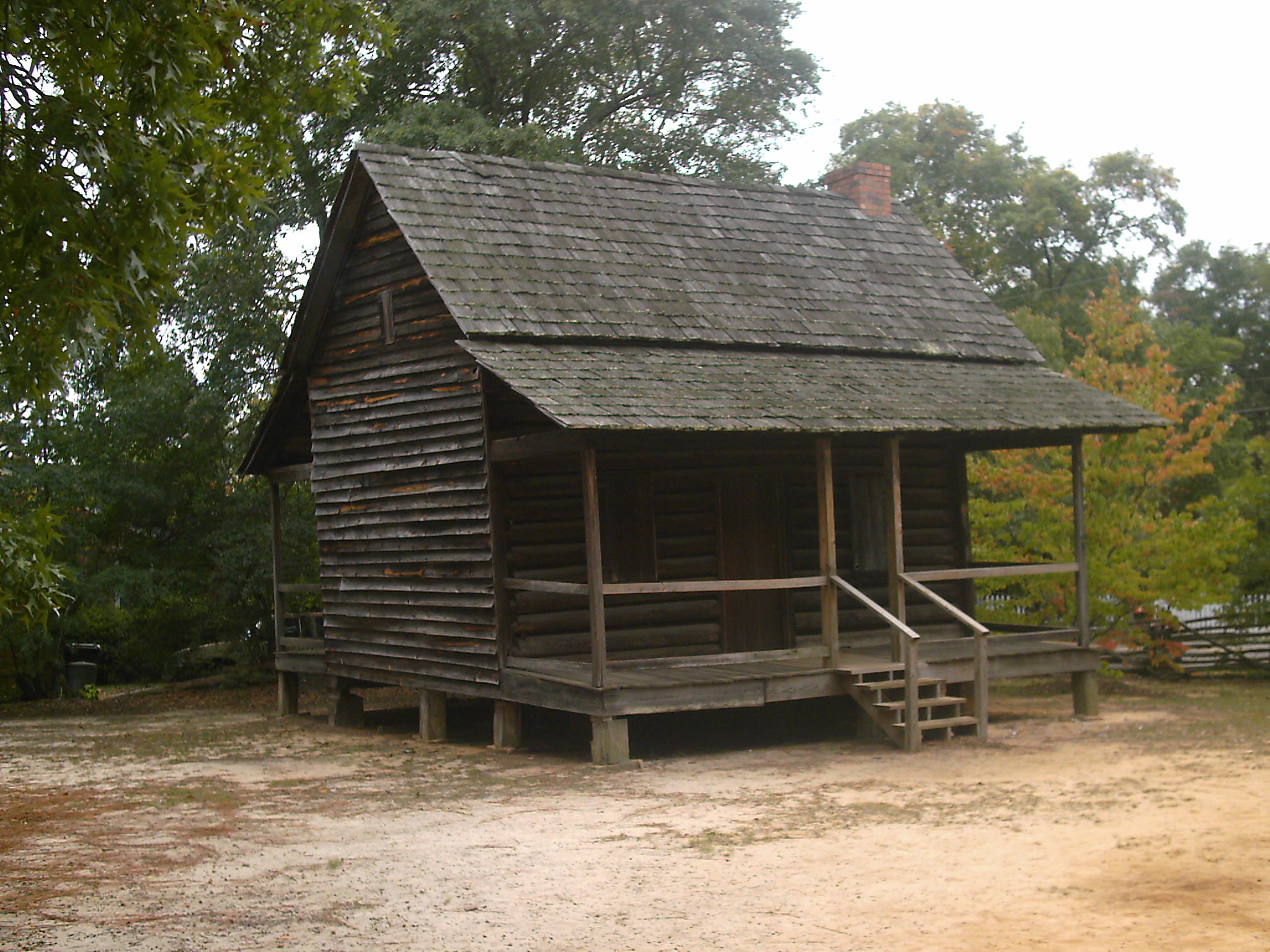 cabin exterior at Lexington County Museum